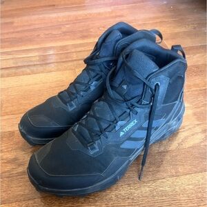 Adidas Men's Black Carbon Terrex AX4 Mid Gore-Tex Boots shoes men’s size 14